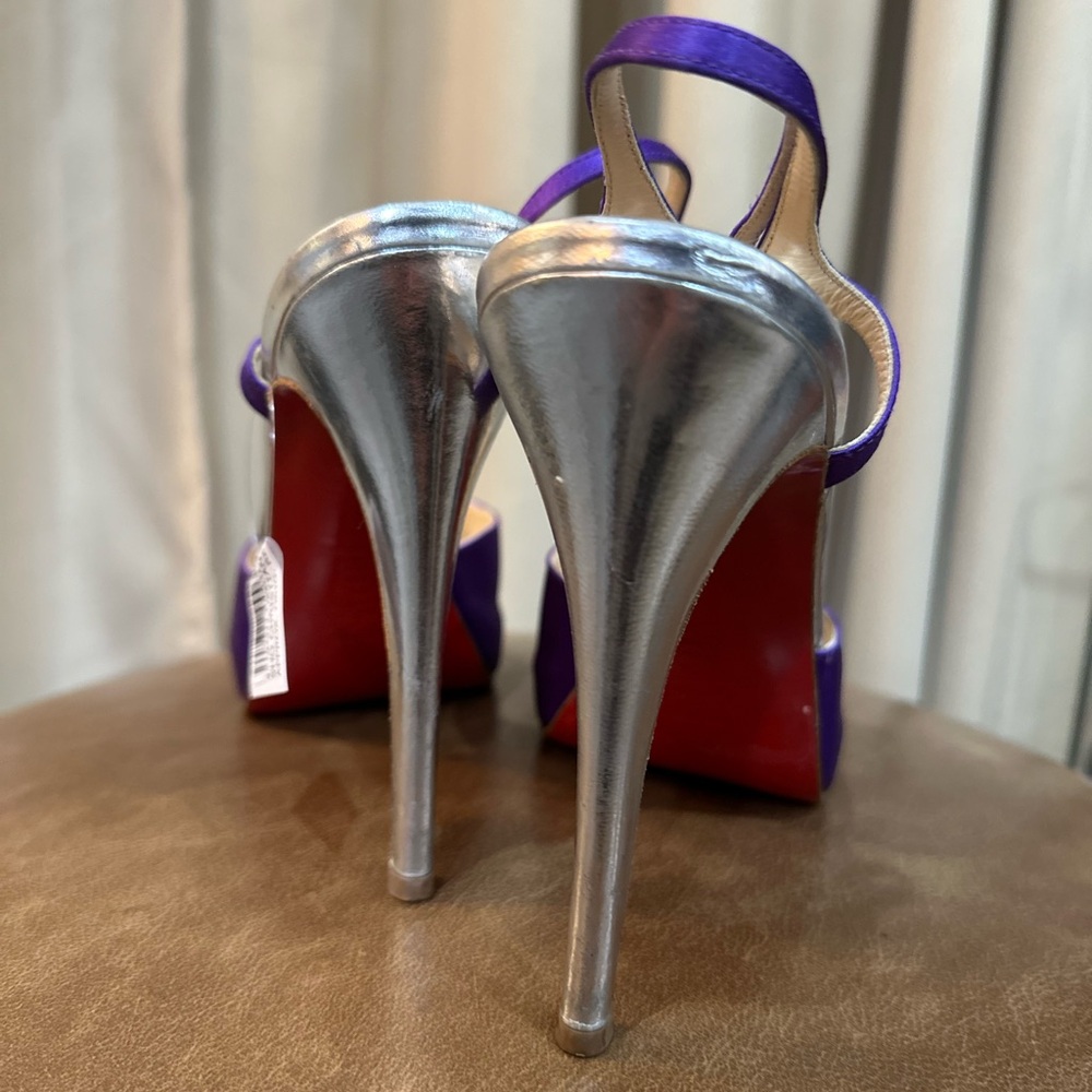 Christian Louboutin Satin Purple Peep-Toe Women's Shoes size 40 (9-9.5) - Picture 4 of 9